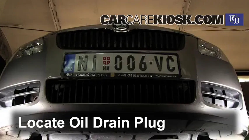 2010 Skoda Fabia S 1.2L 3 Cyl. Oil Change Oil and Oil Filter